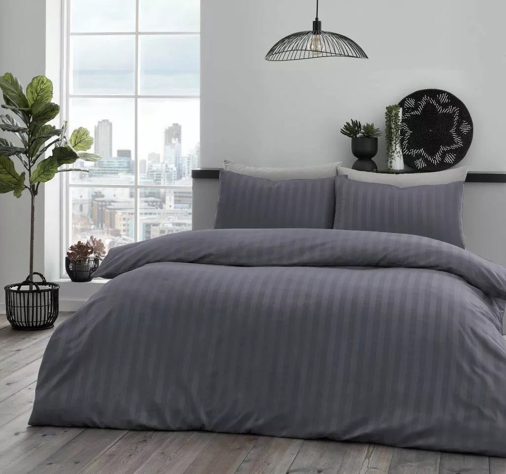 100% Egyptian Cotton 200TC Hotel Quality Duvet Cover Set, Double, Charcoal