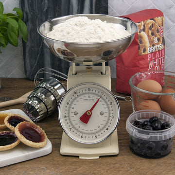 Cream Traditional Kitchen Mechanical Weighing Scale