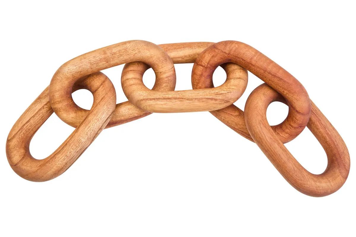 Kairo Brown Wood 5 Link Chain Sculpture