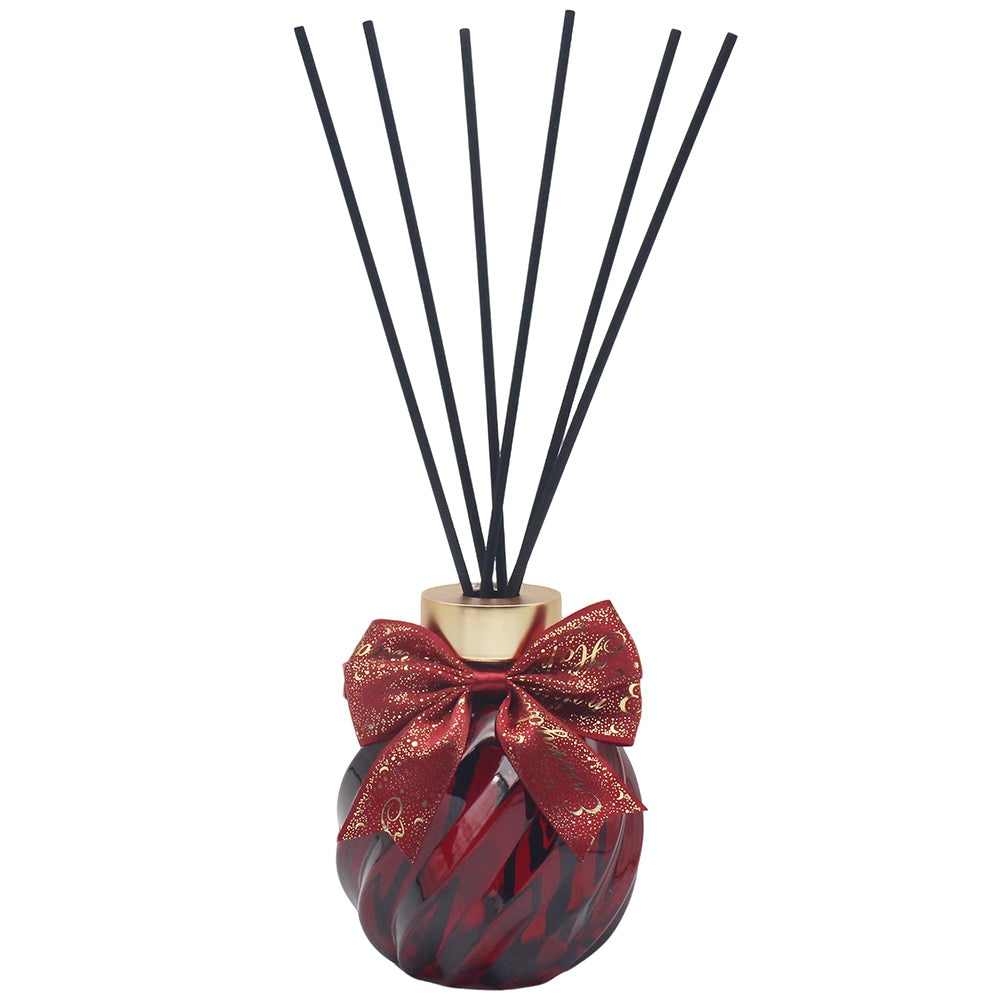 200ml Red Bauble Winter Berries Christmas Reed Diffuser