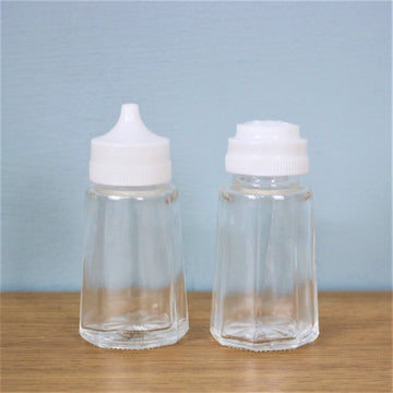 Clear Glass Plastic Lid Salt & Pepper Shakers Set