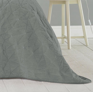 Velvet Geometric Quilted Bedspread Grey