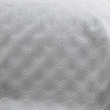 Catherine Lansfield Scallop Shells Bedspread - Grey