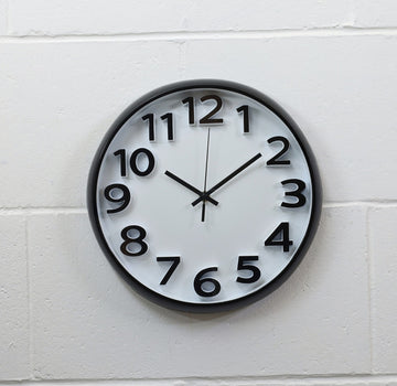 30cm White Round Plastic Wall Clock