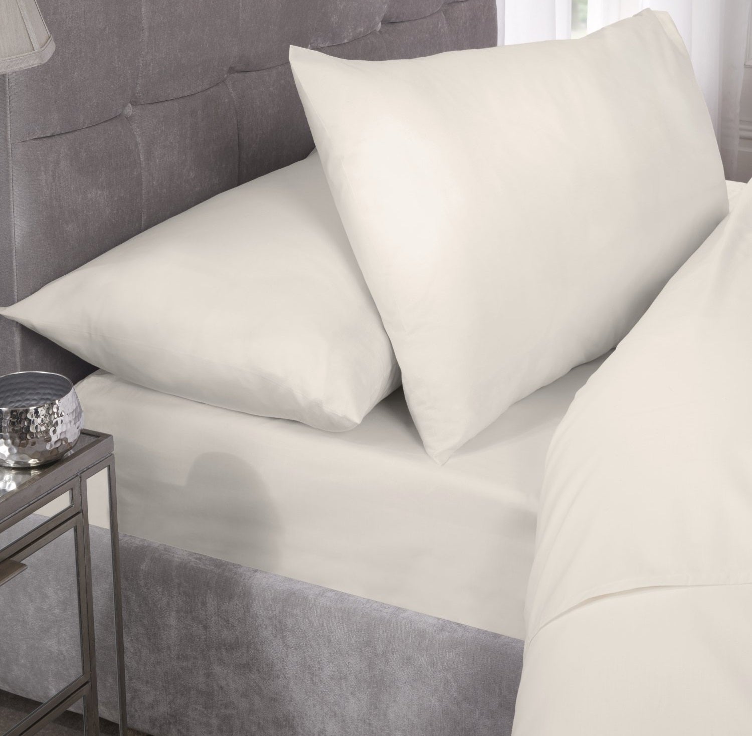 Percale Cotton Fitted Sheet Easy Care Non-Iron, King, Cream