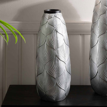 45cm Silver Textured Leaf Lines Polyresin Vase