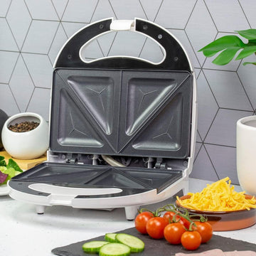 Quest 750W White Sandwich Press Toaster