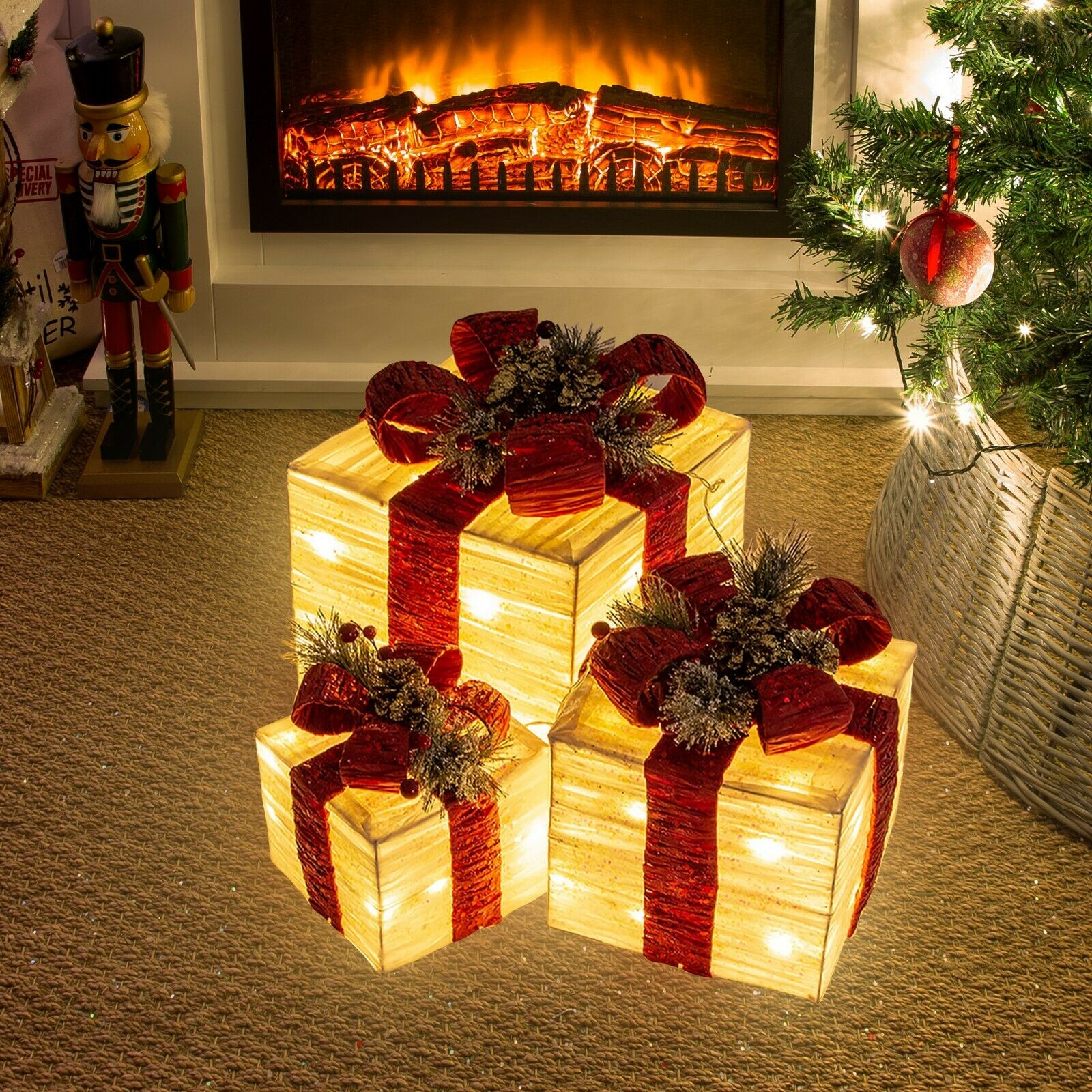 Christmas LED Light-Up Rattan Gift Gold Boxes Decoration