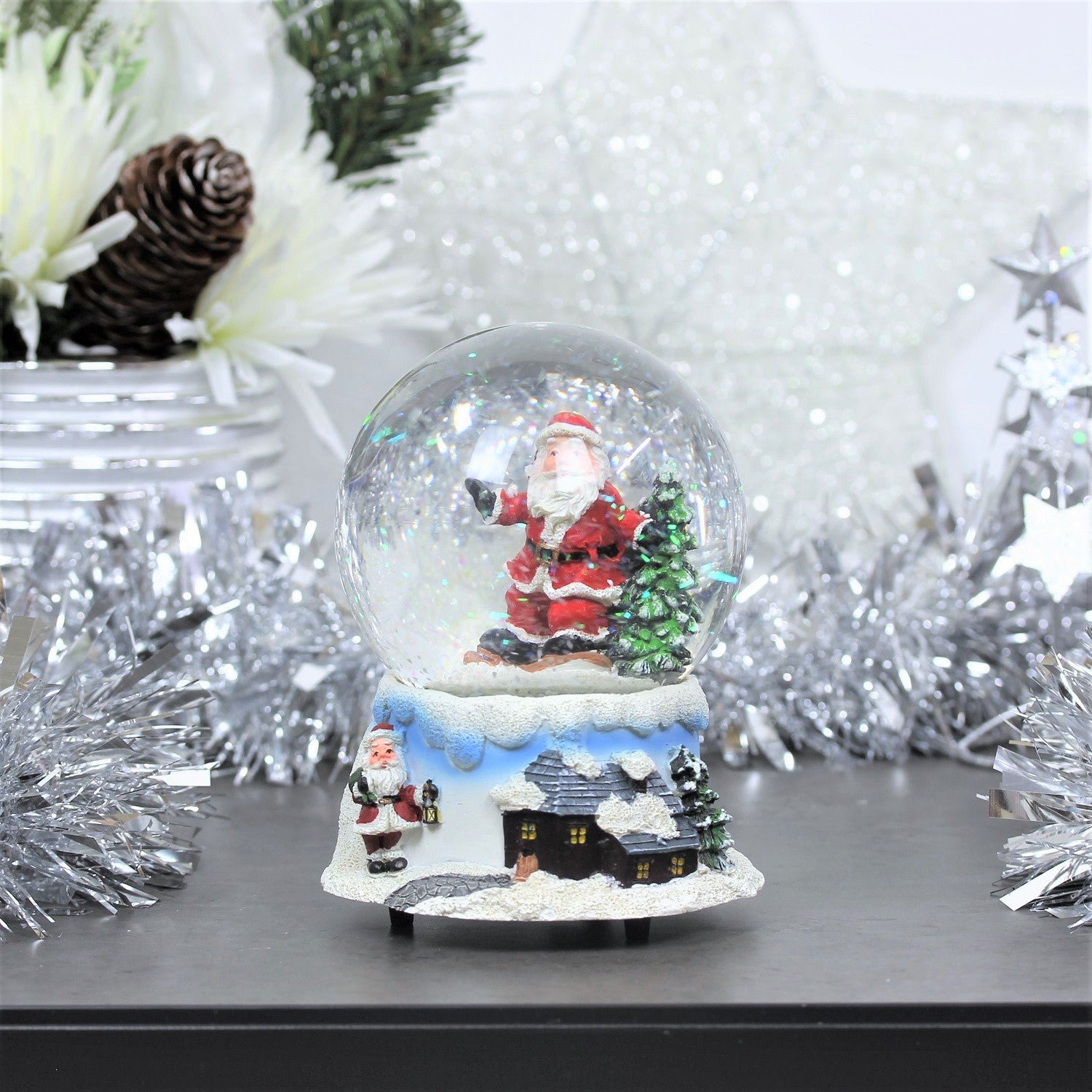 Wind Up Musical Santa Claus Snowglobe