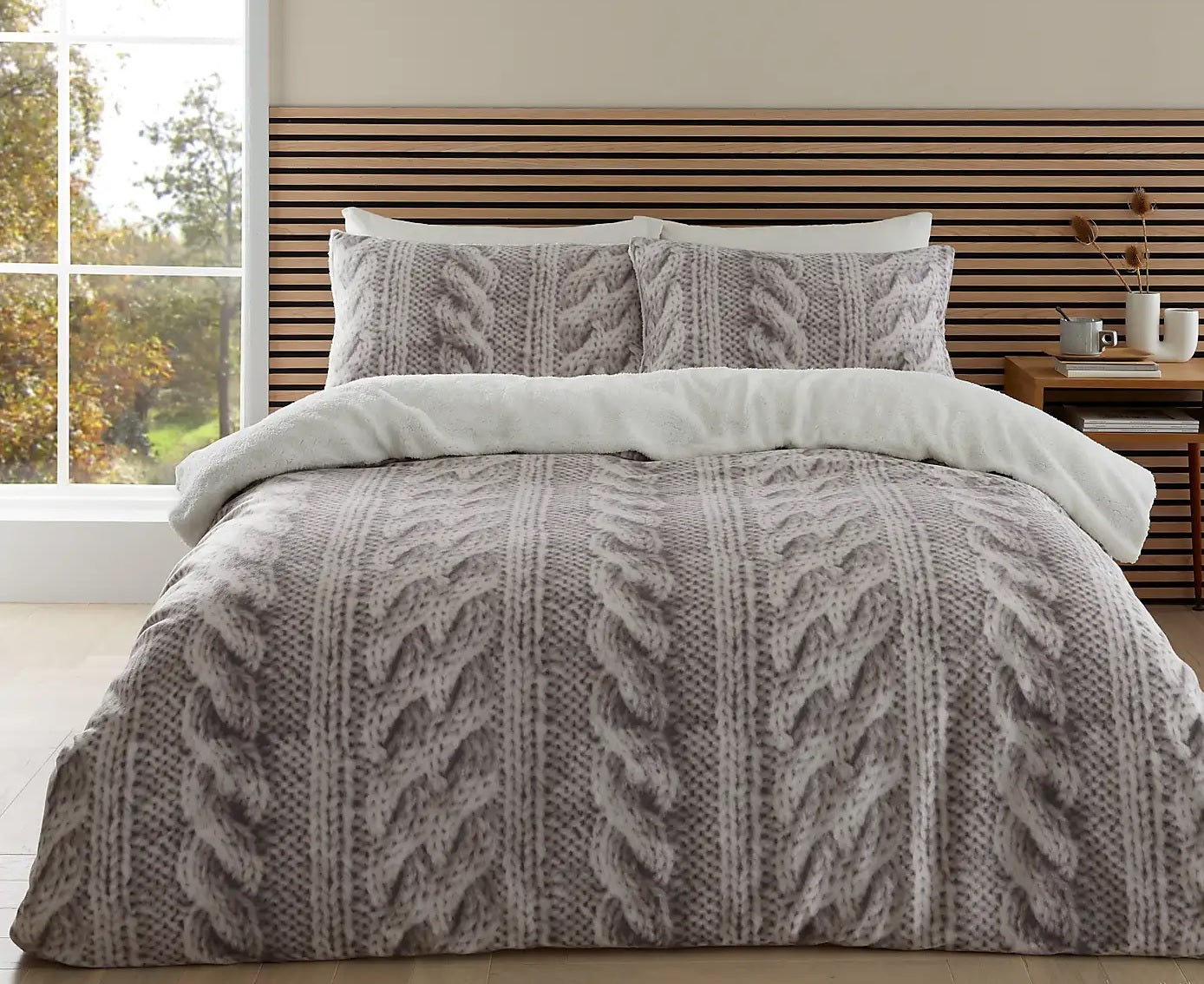 Catherine Lansfield Cable Knit Fleece Sherpa Duvet Cover Set, King, Cream