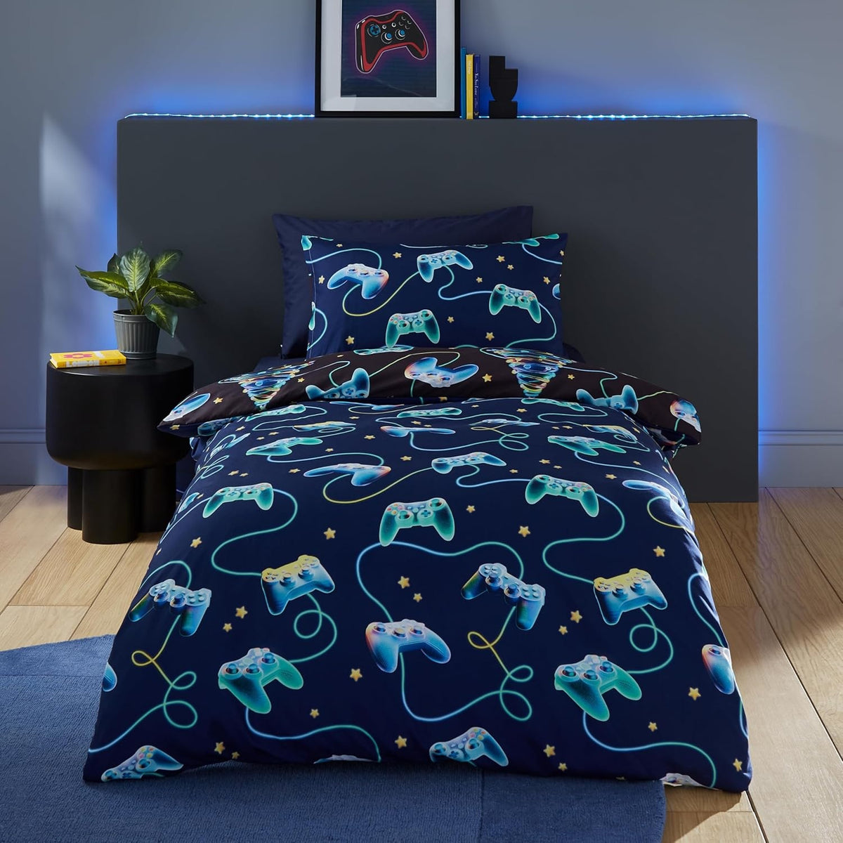Catherine Lansfield Christmas Gamer Duvet Cover Set, Double, Navy & Black