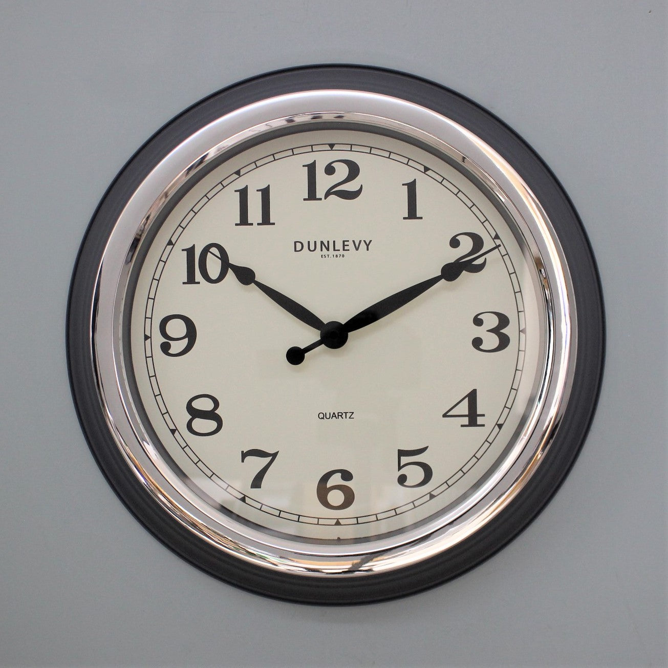 14 Inch Round Grey Quartz Wall Analogue Indoor Clock