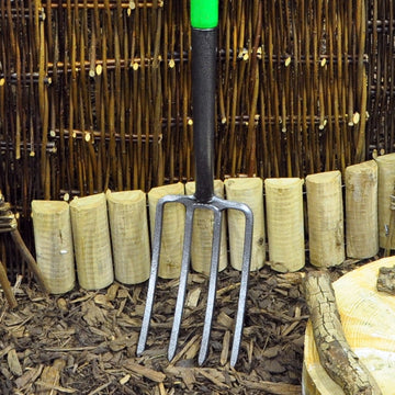 Heat Treated Oil Cooled Strong Carbon Steel Digging Fork
