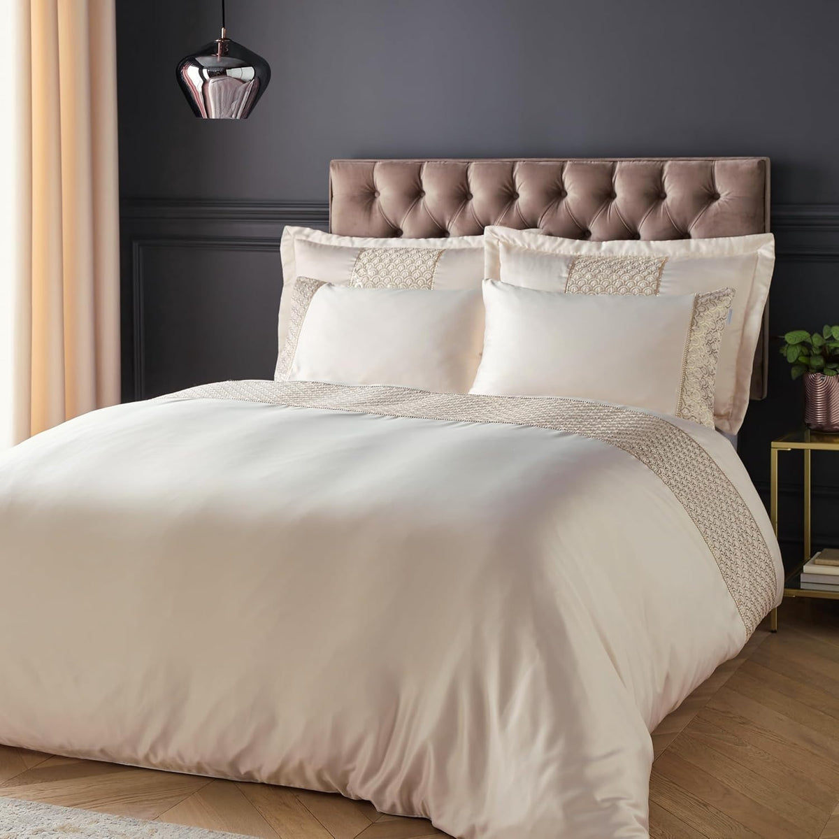 Catherine Lansfield Deco Diamante Duvet Cover Set, King, Champagne