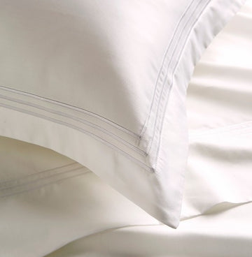 Embroidered White Luxury Hotel Collection Duvet Cover Bedding Set - Double