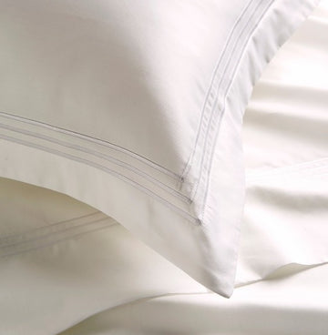 Embroidered White Luxury Hotel Collection Duvet Cover Bedding Set - King