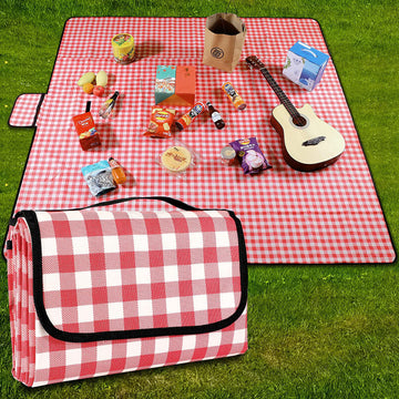 150×130cm Red Fleece Checkered Picnic Blanket With Handle