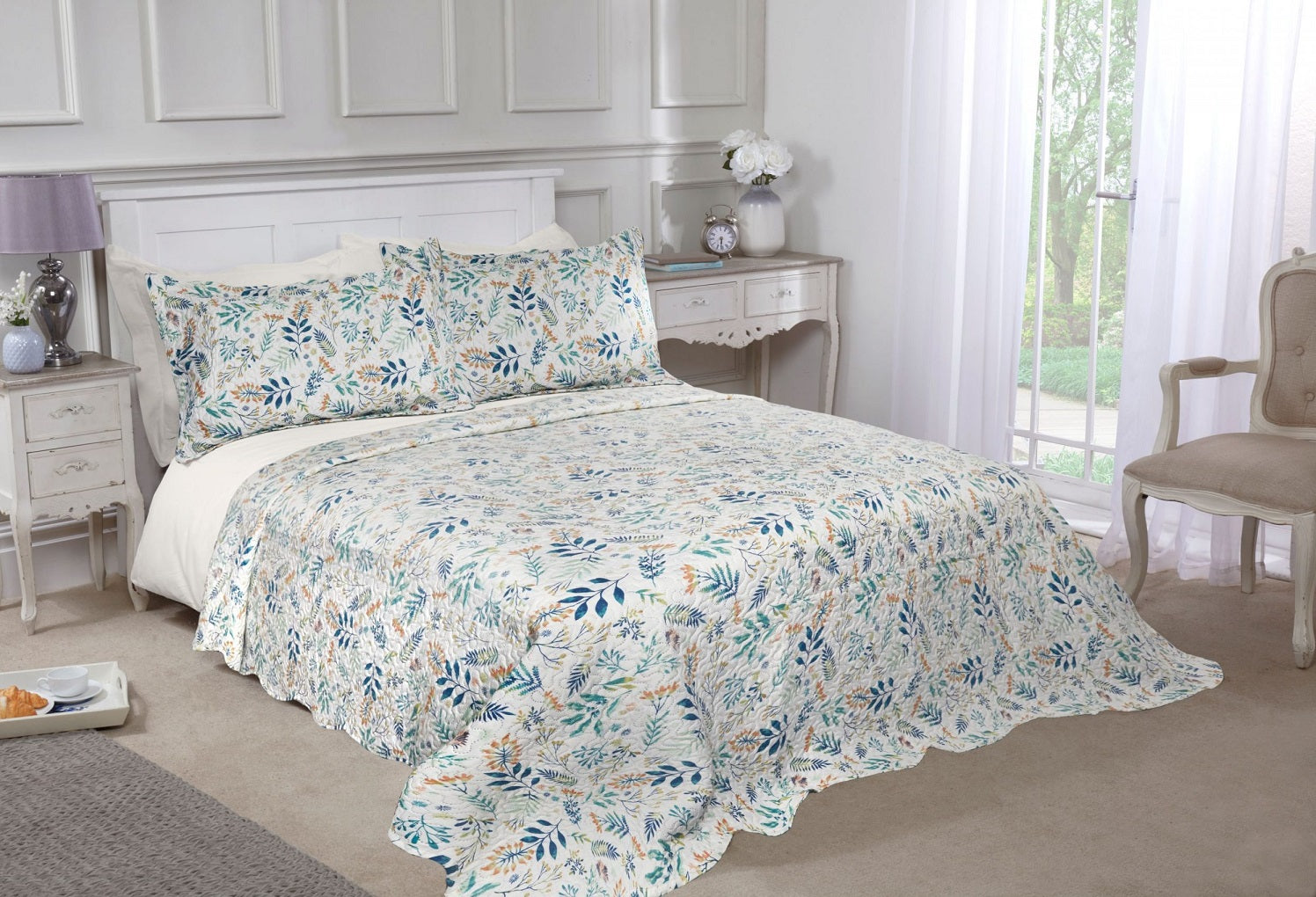 Meadow Leaf Quilted Bedspread + Pillowshams Set, Double, Blue & Green