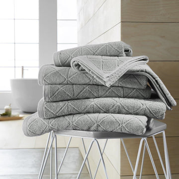 Bright Geo 100% Cotton Bath Towel - Grey