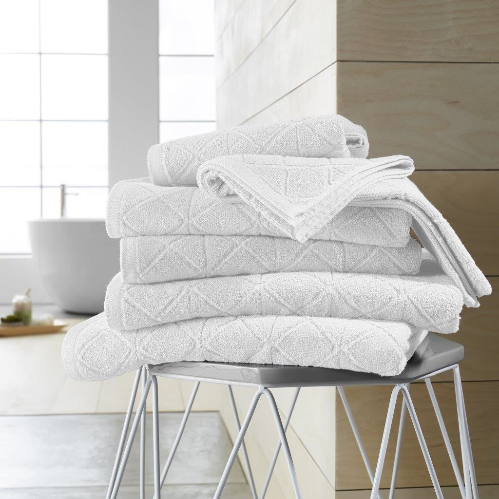 Bright Geo 100% Cotton Bath Towel - White