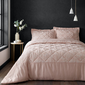 Countryside Floral Butterfly Jacquard Quilted Bedspread + Pillowshams Set Blush
