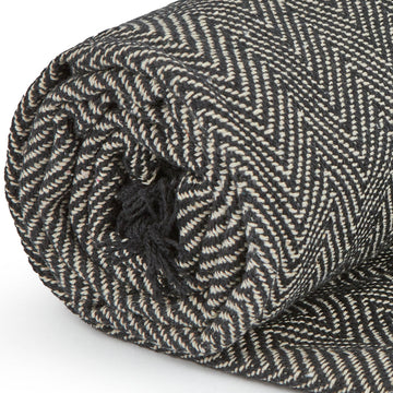 Herringbone Sofa Throw Black & White 50