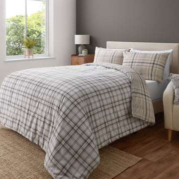 Catherine Lansfield Kelso Check Duvet Cover Set, King, Natural