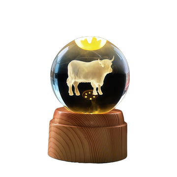 Highland Cow Crystal LED Globe Lamp