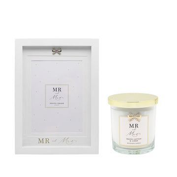 Mr. & Mrs. 5"x7" Photo Frame & Scented Candle Cotton Linen Set