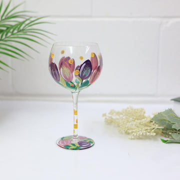 Lynsey Johnstone Hand Painted Tulips 600ml Gin Cocktail Glass
