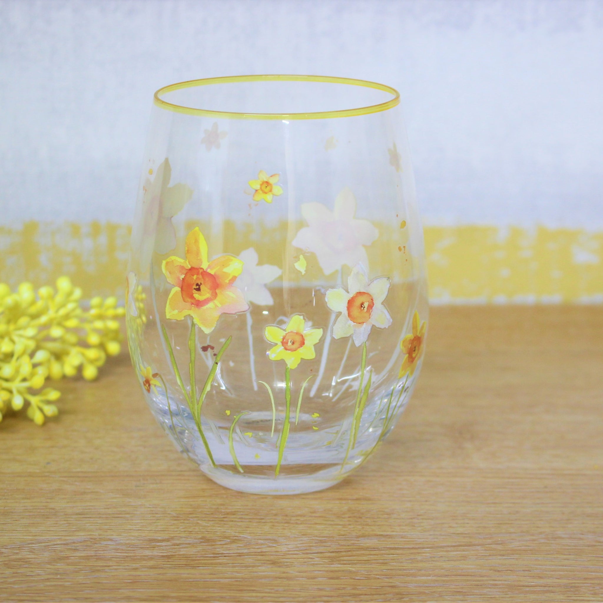 Daffodils Yellow Stemless Glass Gin