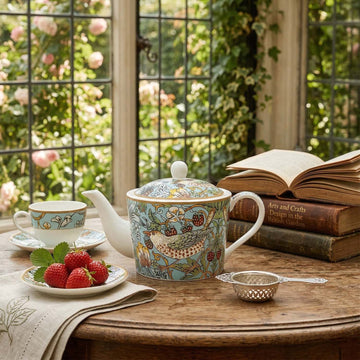 William Morris Strawberry Thief 650ml Ceramic Tea Pot