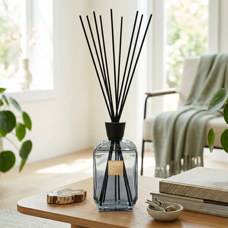 800ml Wood Sage & Sea Salt Reed Diffuser