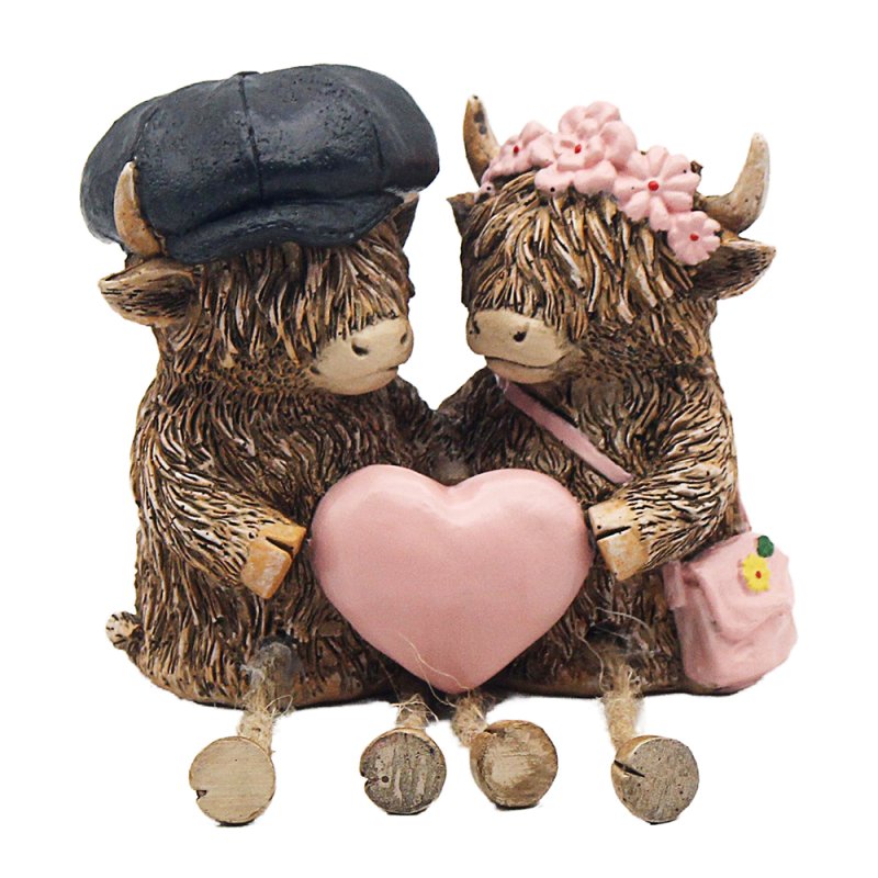 Highland Cows Love Couple Figurine Ornament