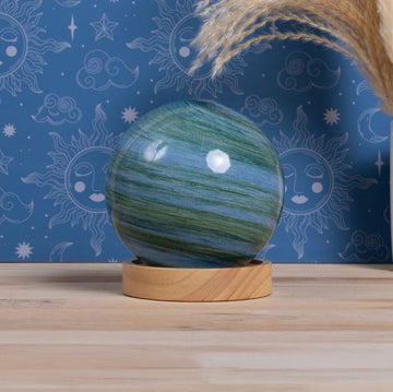 12cm Green Colour Changing Planetary Glass LED Lamp