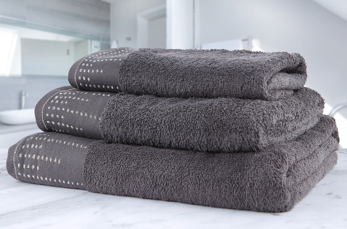 100% Cotton Shimmer Manhattan Bath Towel Charcoal Grey