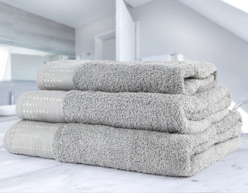 100% Cotton Shimmer Manhattan Bath Towel Silver