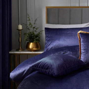 Laurence Llewelyn Bowen Luxury Velvet Super King Duvet Cover Set - Montrose Navy