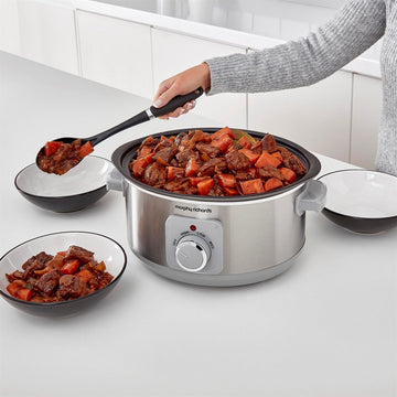 Brushed Stainless Steel 3.5 Litre Aluminium Slow Cooker