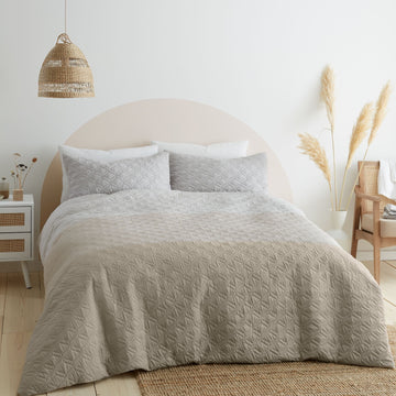 Catherine Lansfield Ombre Geo Geometric Duvet Cover Set, King, Natural