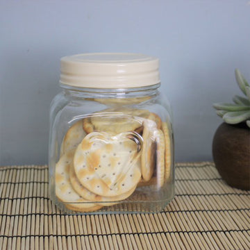 900ml Embossed Heart Glass Storage Jar Cream Lid