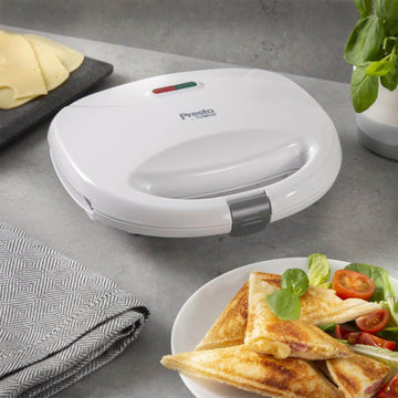 Presto 800W 3-in-1 Waffle Maker White