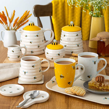 Price & Kensington Ceramic Sweet Bee 850ML Tea Serving Pot