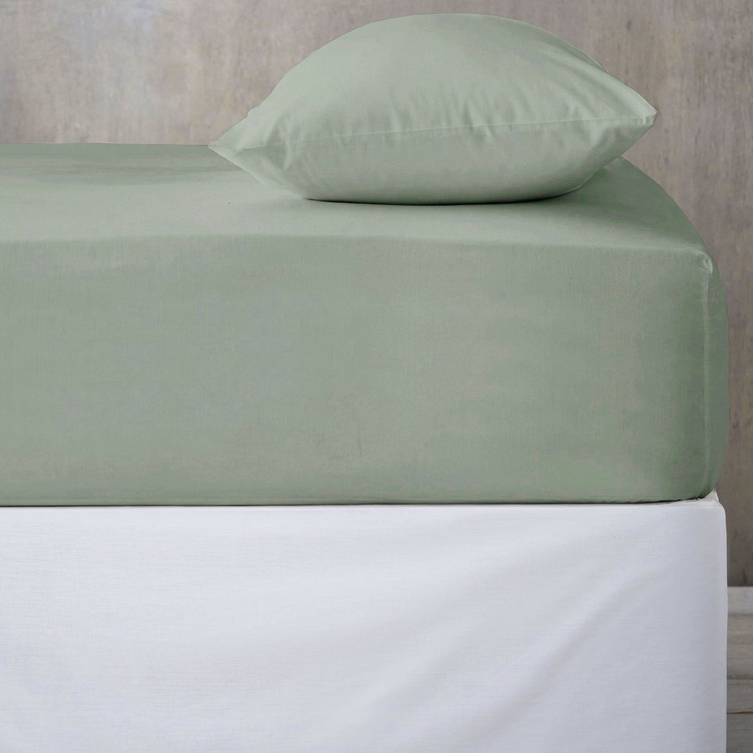2Pcs Green Plain Dyed Pillowcases