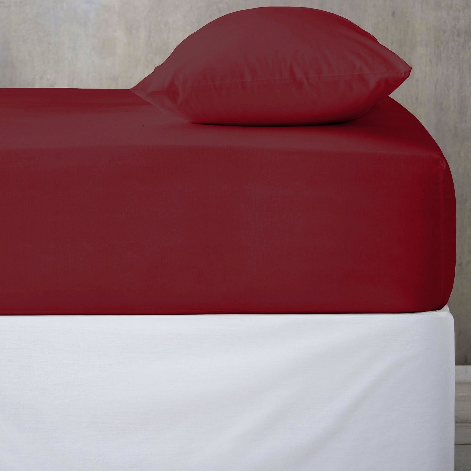 2Pcs Red Plain Dyed Pillowcases