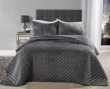 Quilted Velvet Bedspread With Pillow Shams, 220x240cm, Silver Grey