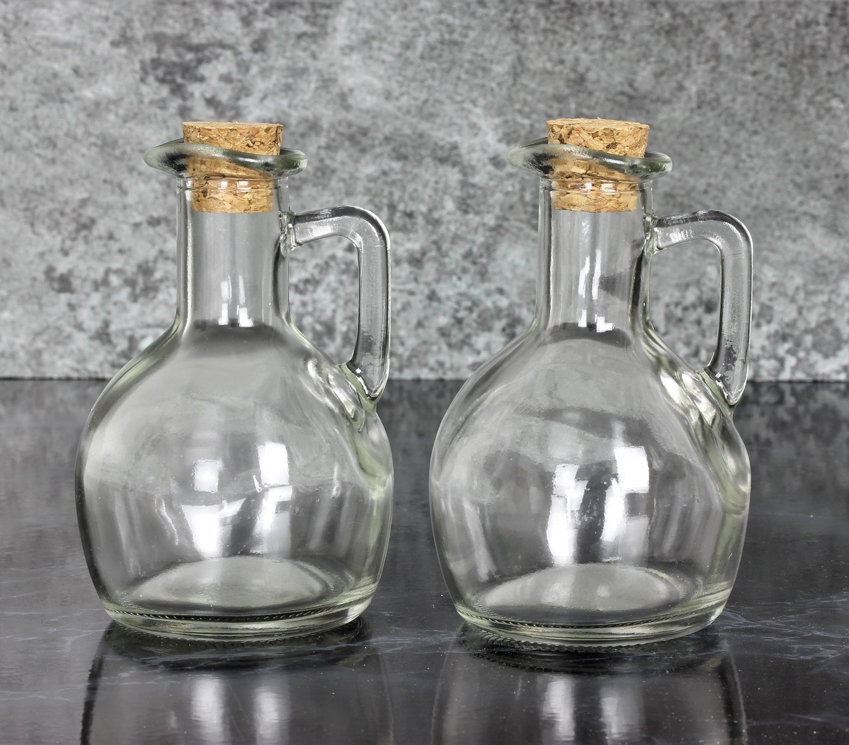 Set of 2 Oil Vinegar Dispenser Bottle