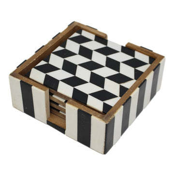 Decorative Design Set of 4 Wooden Coasters Tableware Dining