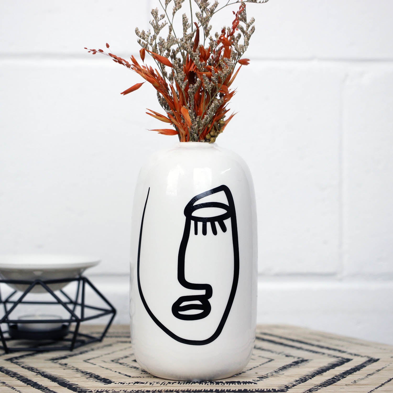 White Small Right Face Art Ceramic Vase