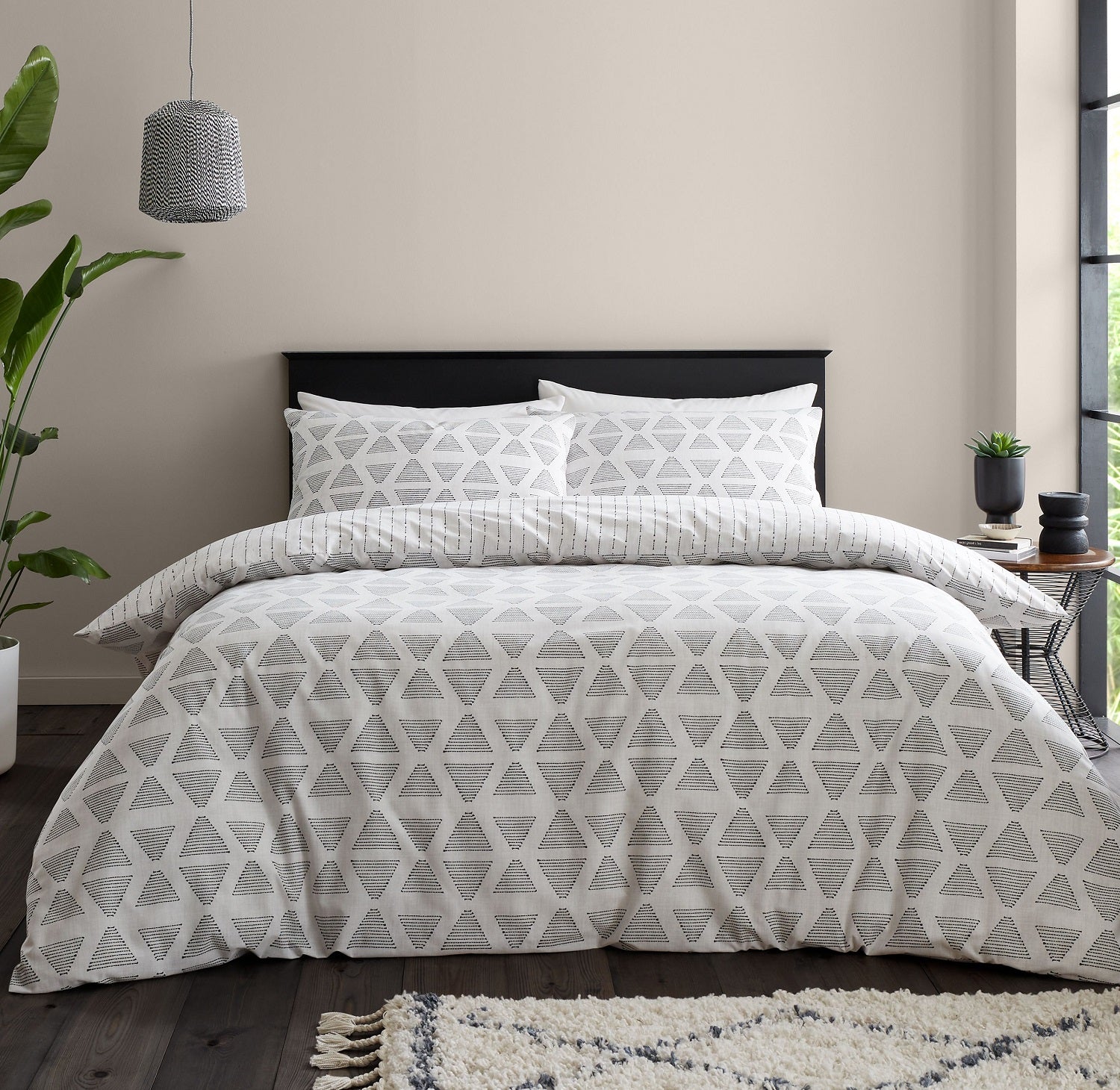 Catherine Lansfield Geometric Tufted Print Duvet Cover Set, King, Natural